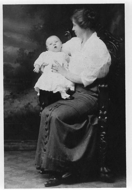 Katherine Barzen Schweisthal and son Adelbert (from John Schweisthal)